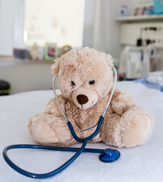 Teddybär mit Stetoskop